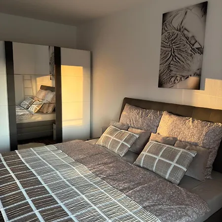 Lejlighed Holiday Home Apartment Znojmo