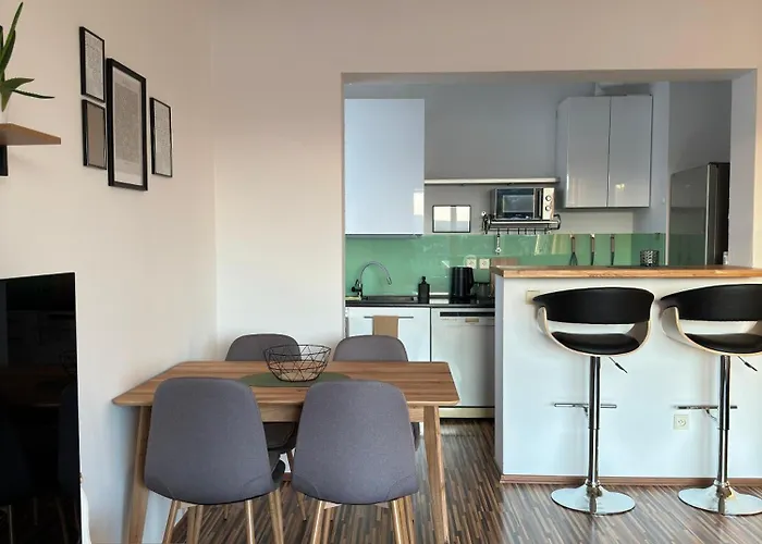 Διαμέρισμα Holiday Home Apartment Znojmo